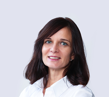 dr. Dombrádi Kitti
